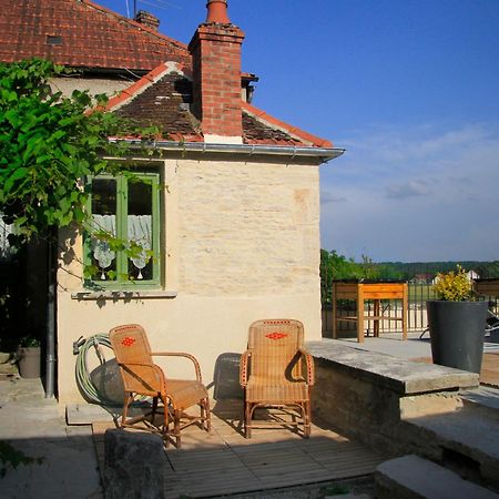 Coté-Serein La Privilège de la Tour Madame Noyers-sur-Serein Esterno foto