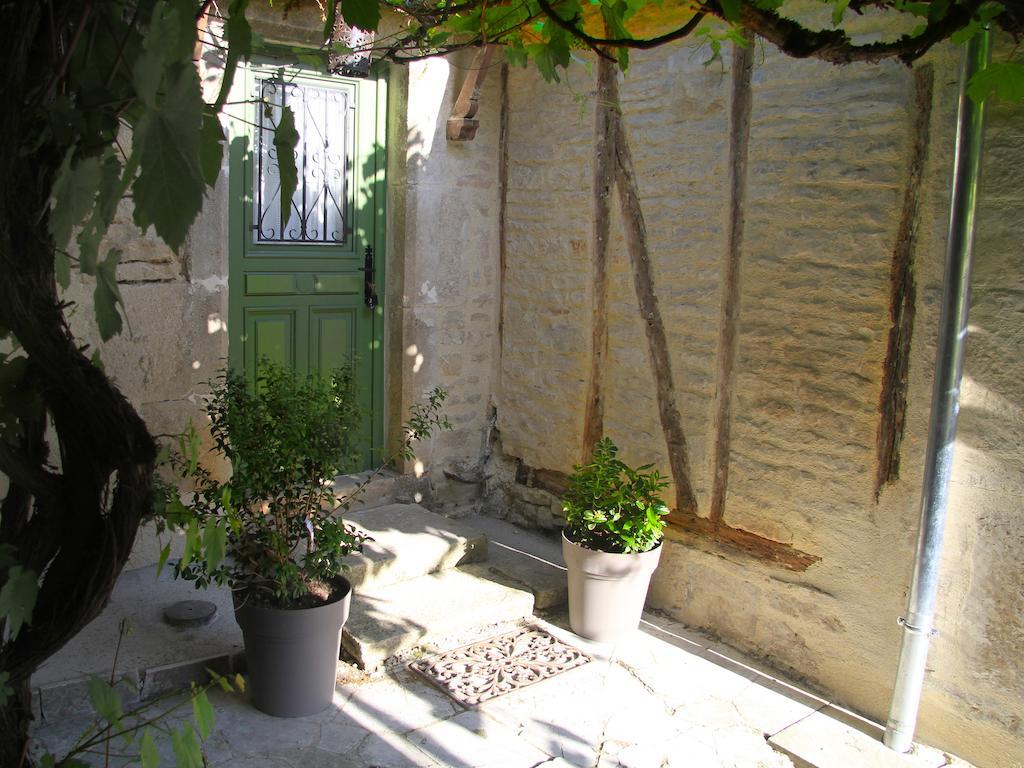 Coté-Serein La Privilège de la Tour Madame Noyers-sur-Serein Esterno foto